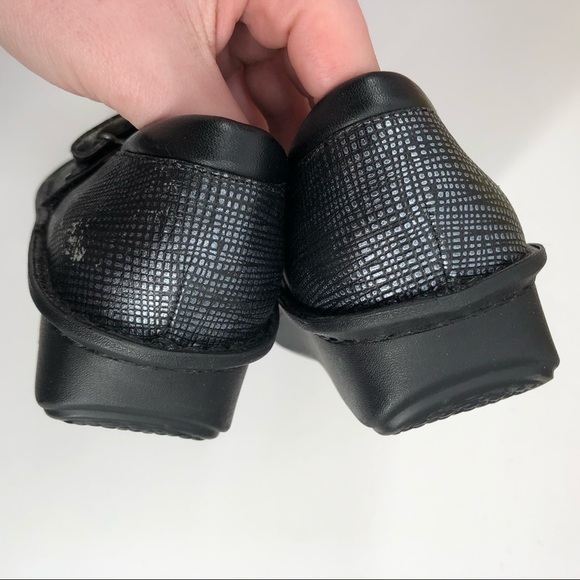 ALEGRIA Belle Grid Silver Mary Jane Clog Shoe Comfort Adjustable Strap 36 Women - Picture 8 of 11